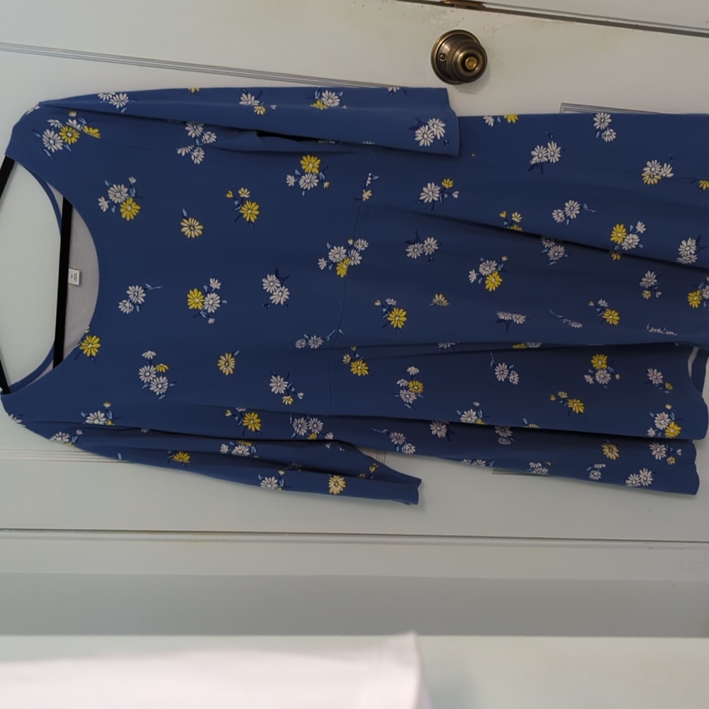 Old Navy Sz XXL Blue Floral with Yellow and White Flowers 3/4 Sleeve Flare Dress